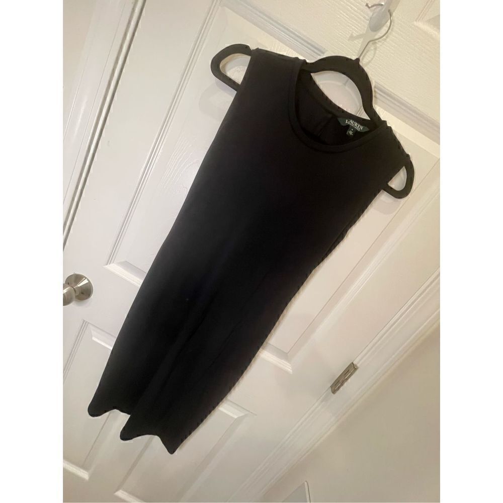 Lauren Ralph Lauren black dress decorative twist in the back size small